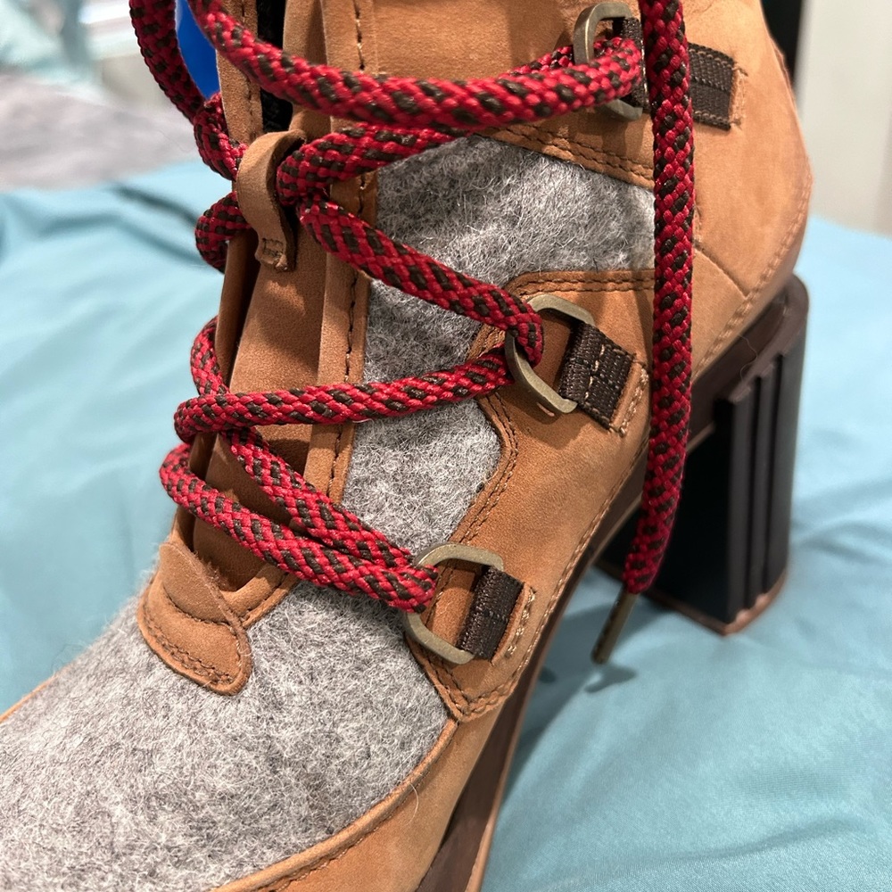 SOREL Short Boots - Brown Leather/Soft Suede